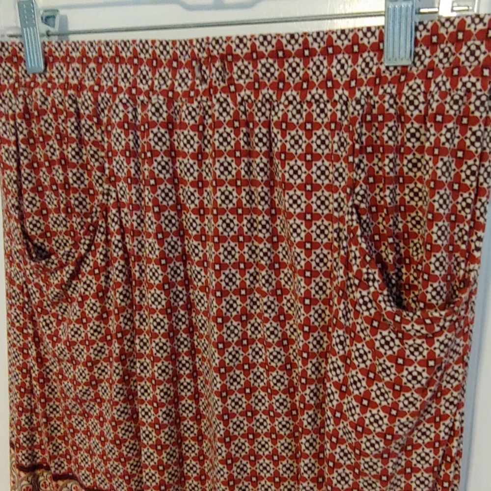 Pattern Skirt - medium - Picture 2 of 3